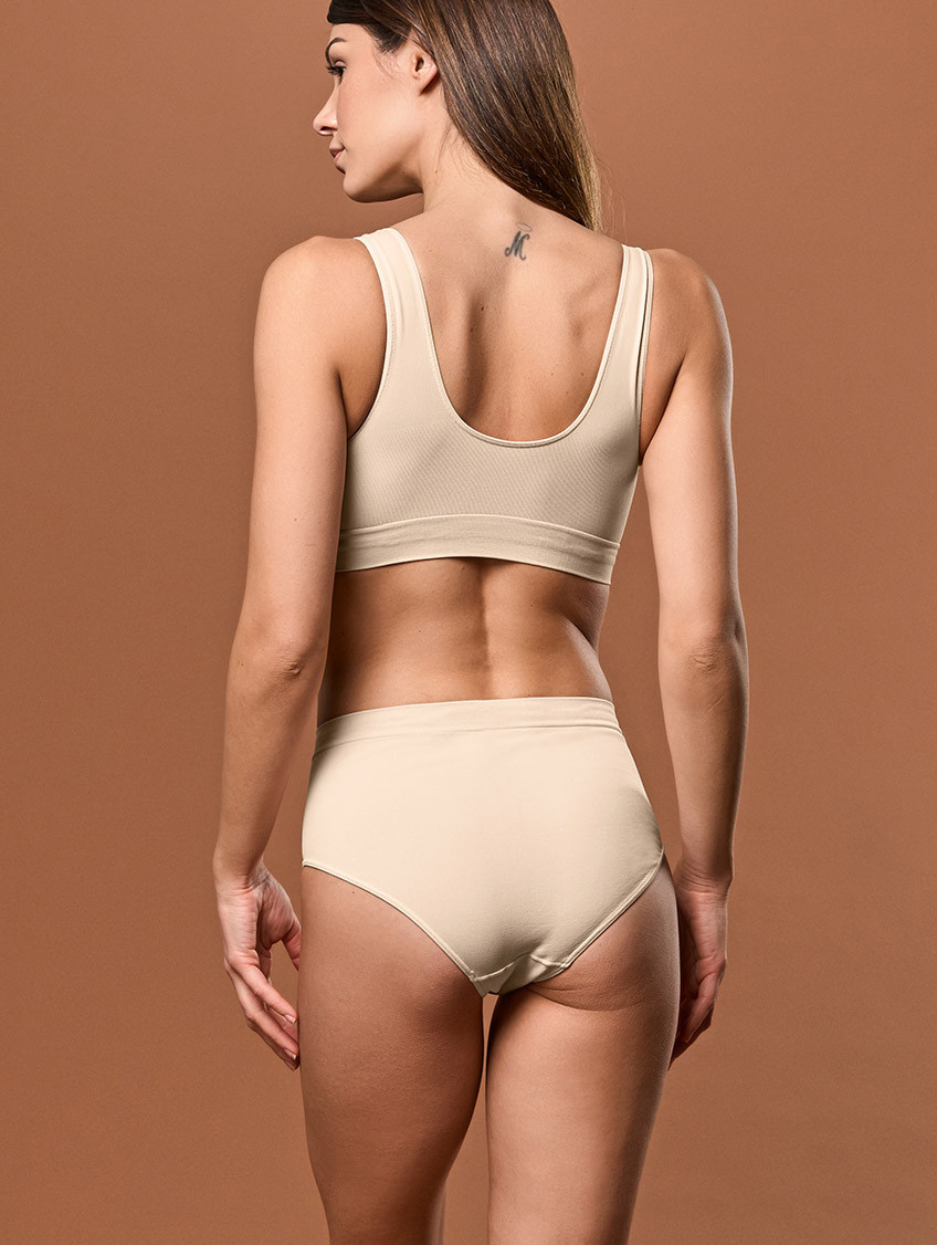 Női midi bugyi - Elefántcsontszínű Női midi bugyi - Elefántcsontszínű