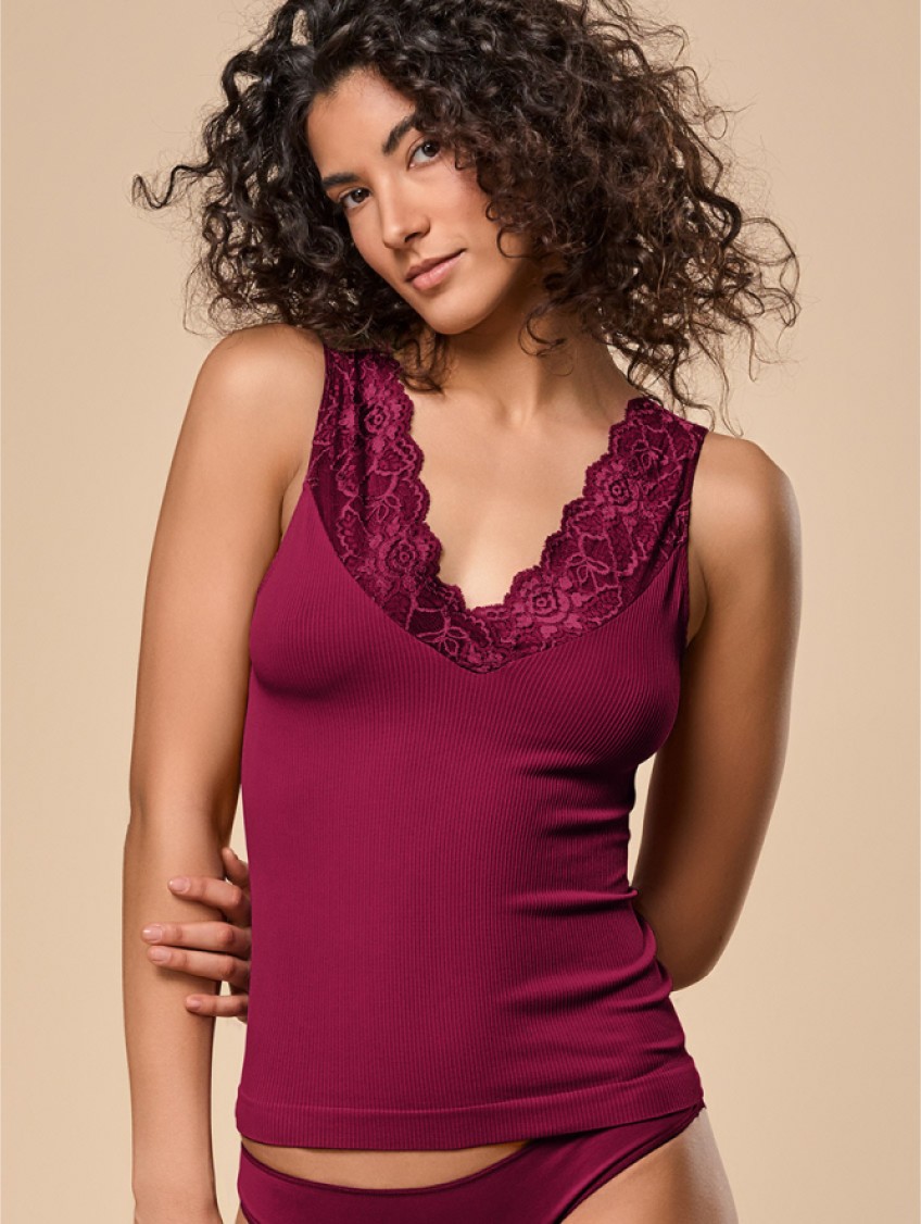 Női elől csipkés trikó - Bordó