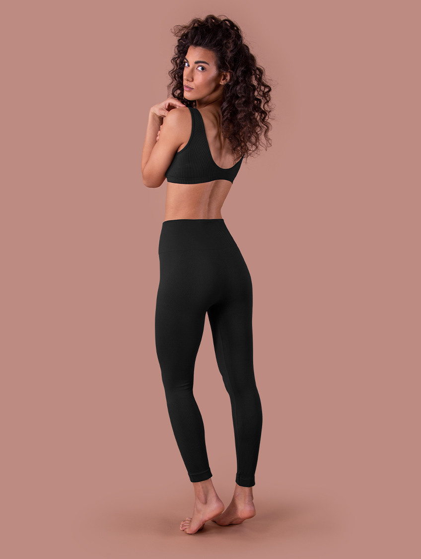 Női bordázott leggings - Fekete